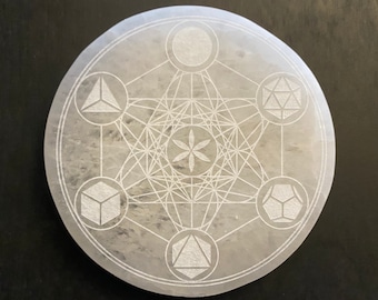 Selenite Engraved Charging Platform Disc - Metatron's Cube Platonic Solids - Sacred Geometry - Crystal Cleansing - Engraved Selenite