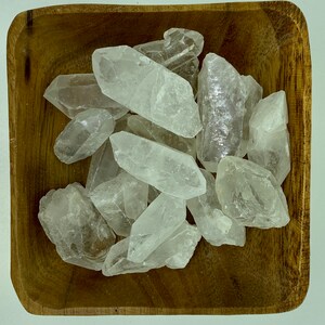 Clear Quartz Rough POINTS COMMERCIAL Grade Natural Quartz Points Clear Quartz Points Crown Chakra All Chakras Energy Healing image 2