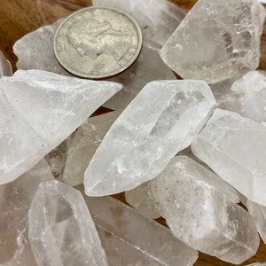 Clear Quartz Rough POINTS COMMERCIAL Grade - Natural Quartz Points - Clear Quartz Points - Crown Chakra - All Chakras - Energy Healing