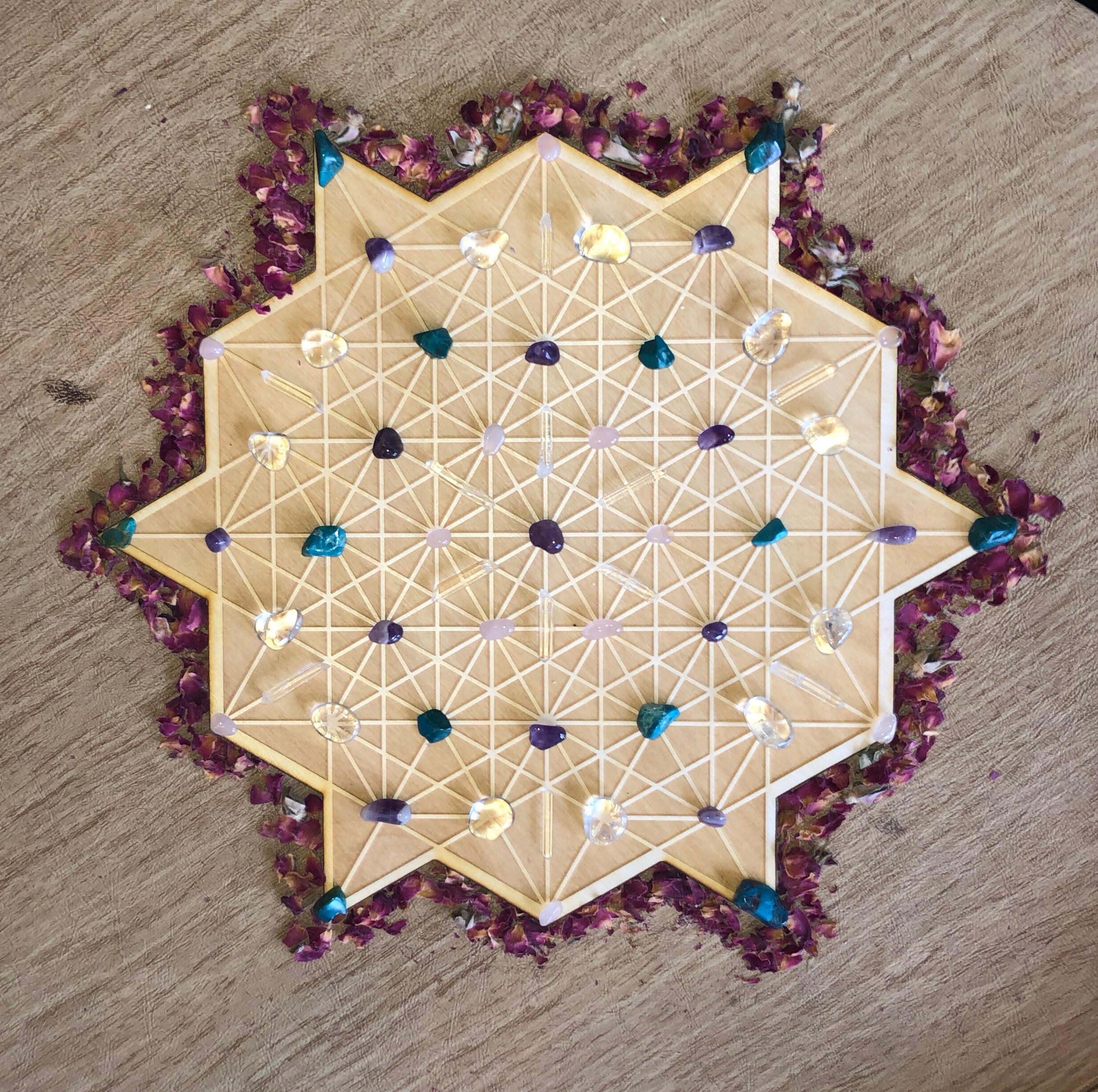 64 Grid Tetrahedron Crystal Grid - 8 Star Tetrahedron Crystal Grid ...