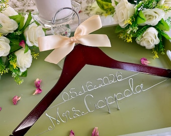 Custom hanger with date, Sweet 16 hanger, Wedding dress hanger with date, Personalized Bridal Hanger,Customized Hanger,Bridesmaid hanger