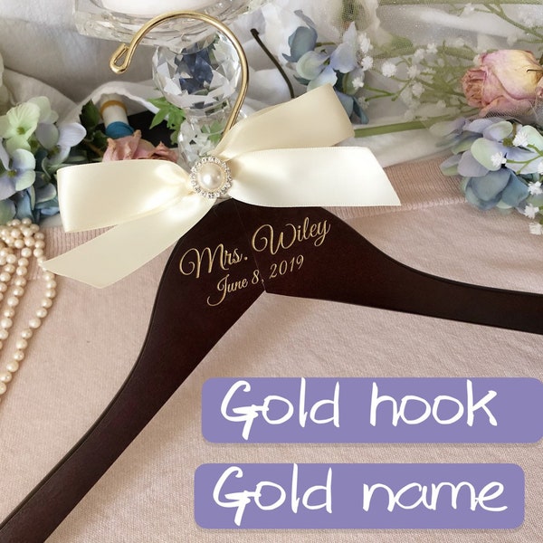 Gold name and hook Wedding Hanger .Bridal Hanger,Personalized wedding Hanger,Bridesmaid Hangers,Custom Made Hanger,Mrs Hanger,Shower Gift