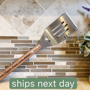 Father's day gift, Personalized Spatula, Grilling, BBQ, Bamboo Wood Spatula, Engraved, King of Grill, Dad Gift, Man Gift, Grandpa, Step dad