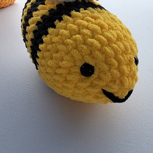 Big bee plushie