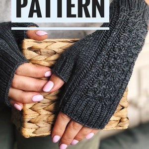 Knit fingerless mitts pattern, pattern how to knit fingerless gloves, knit handwarmers, knitted arm warmers pattern, softknitshome image 1