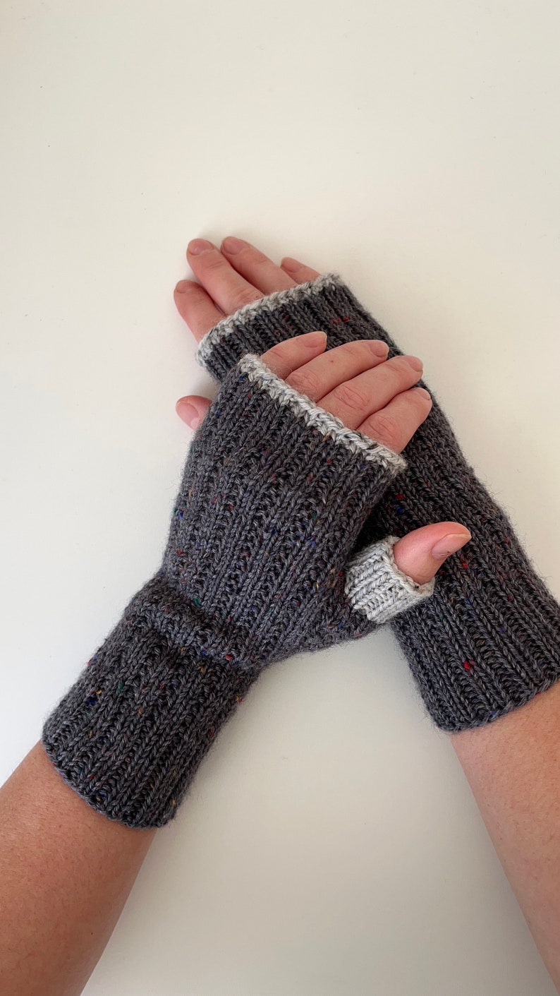 Knit fingerless gloves, fingerless women mittens, knitted hand warmers, fingerless mitts, spring gloves, autumn gloves, softknitshome imagem 7