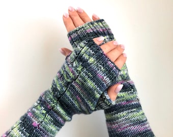 Knit fingerless gloves, wool wrist warmers, knitted handwarmers, handknit armwarmers, women's mittens, winter gloves, knit mitts