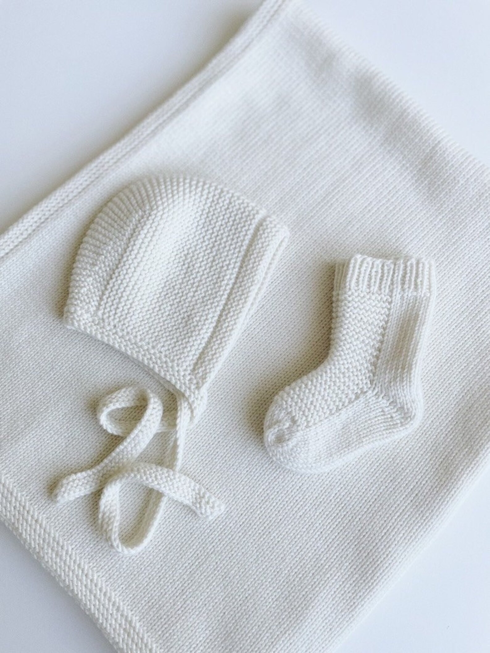 Knit Baby Blanket White Baby Knit Baby Socks Knit Etsy