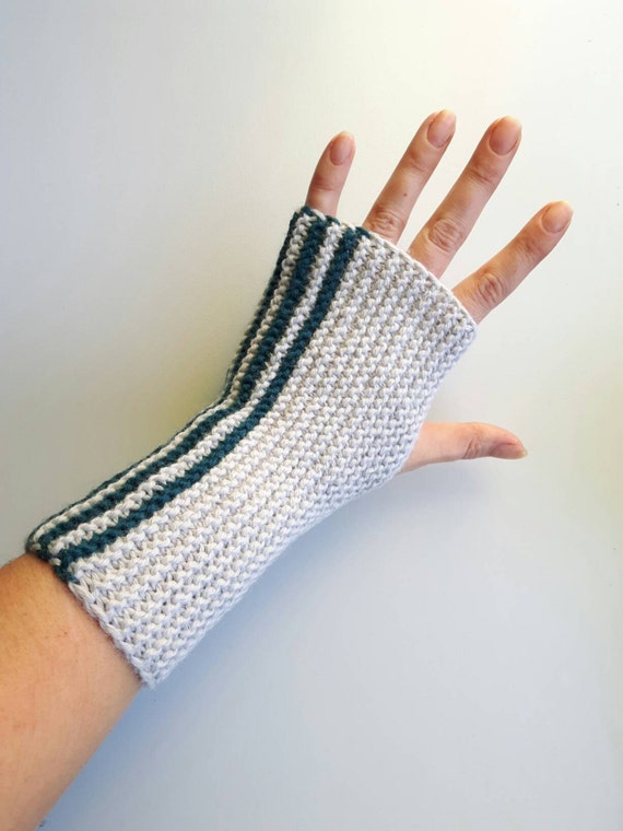 knitted hand warmers