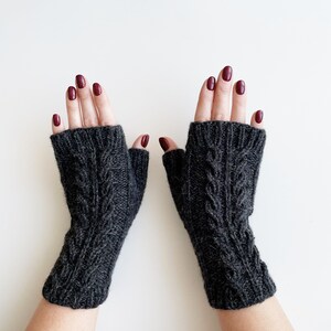 Knit fingerless gloves, gray mittens, knit gloves women, handknit handwarmers, knitted armwarmers, womens grey wristwarmers, winter gloves image 2