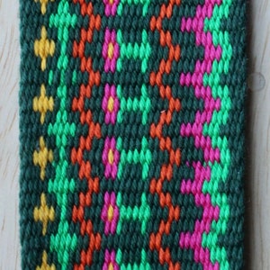 Nur Muster. Gedrechselte Krokragd für Inkle-Weberei, 40mm-Blüten