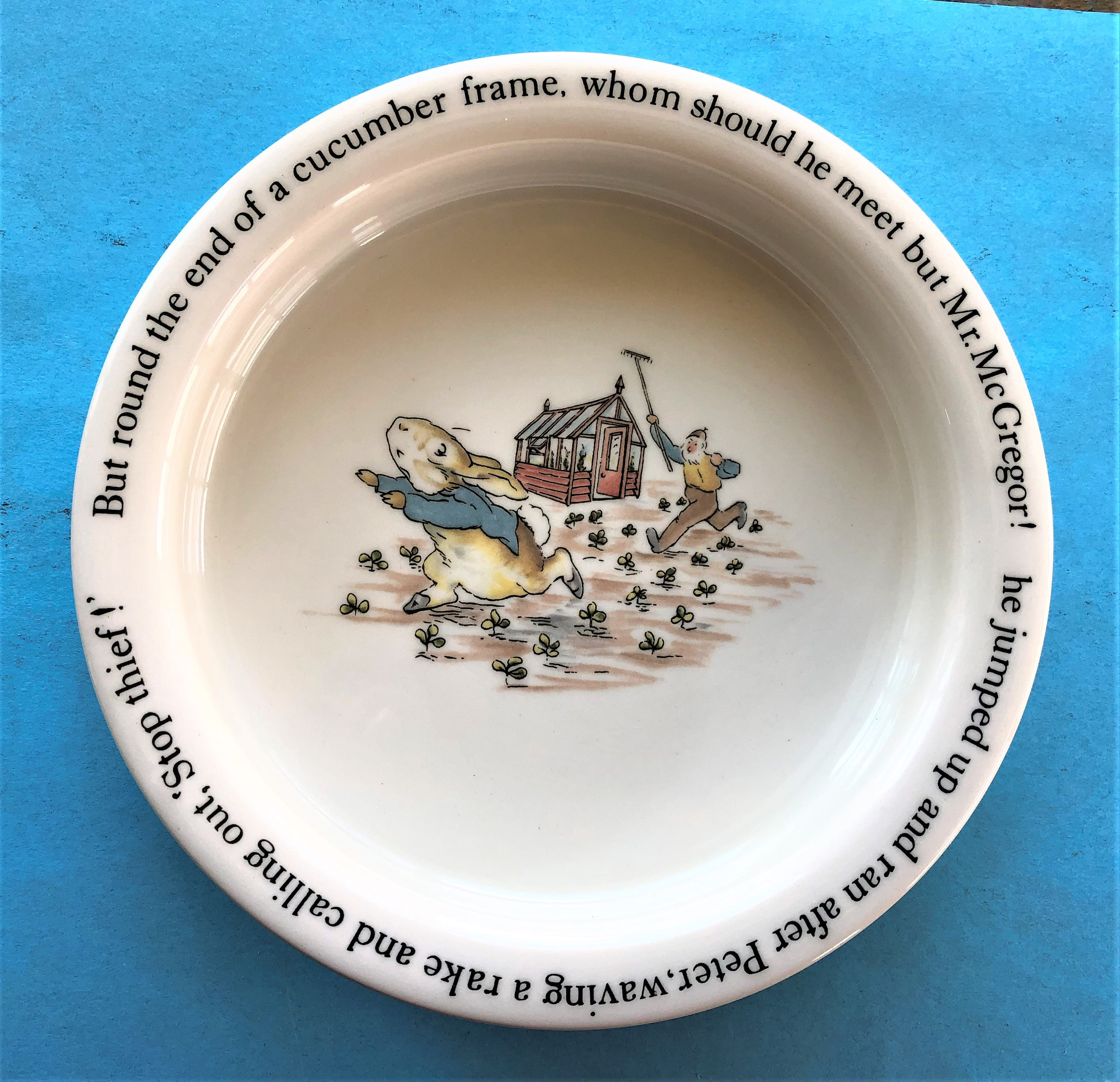 WEDGEWOOD Porridge BowlPeter Rabbit STOP THIEFBeatrix Potter DesignsExcellentConditionMade N EnglandStorybook CharactersBaby