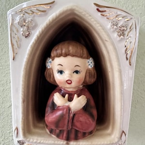 Napco Rectangular Wall Pocket Vase/Planter~Girl Praying~1956~Home and Garden Pots and Planters~Excellent Condition~4 1/4" X 2 1 /2 " Opening