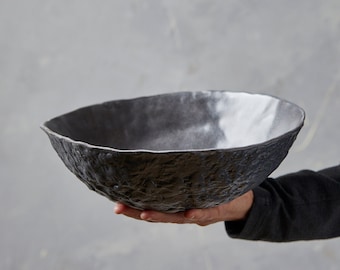 Large Oval Handmade Black Serving Bowl, Hand-Thrown Textured Black Ceramic Salad Serving Bowl, Dinner Serving Dish, Unique Decorative Bowl
