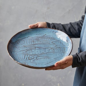 Keramik Servierplatte, Blaue Platte in Bio-Form, Einzigartige Weihnachtsgeschenkideen