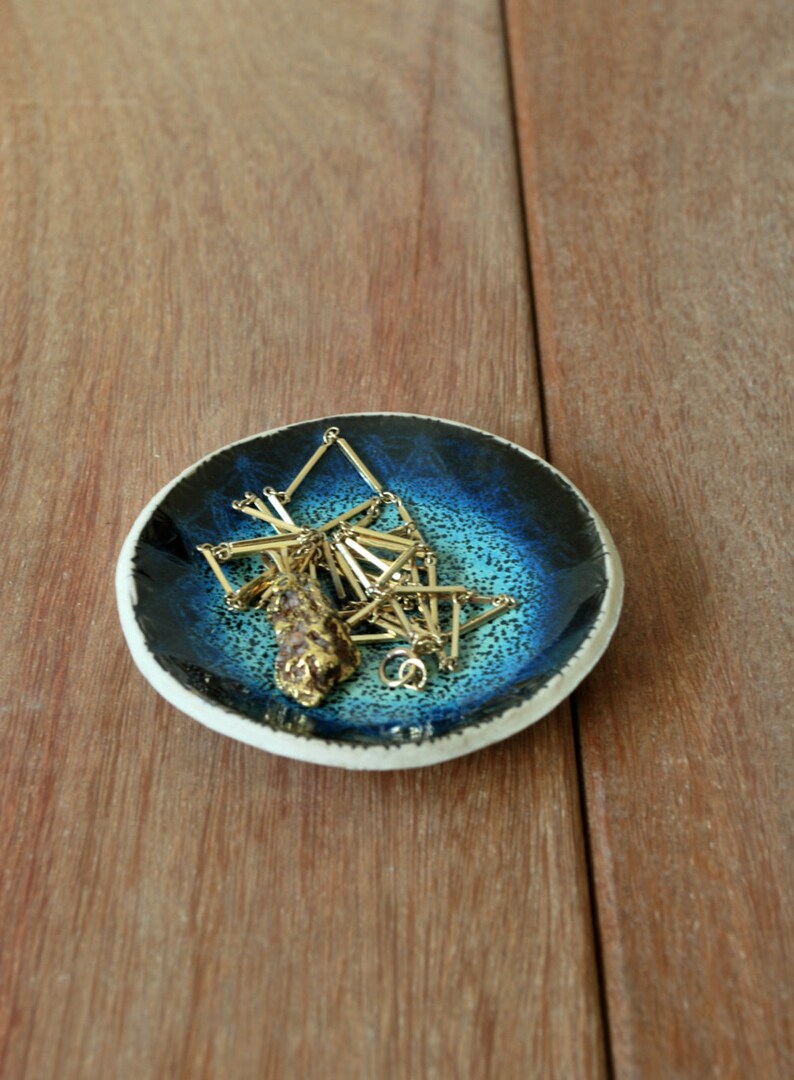 Ring Holder Ceramic Ring Bowl Wedding Favors Secretary gifts Ring Dish Turquoise Bowl Textured Bowl Ceramic Trinket Dish