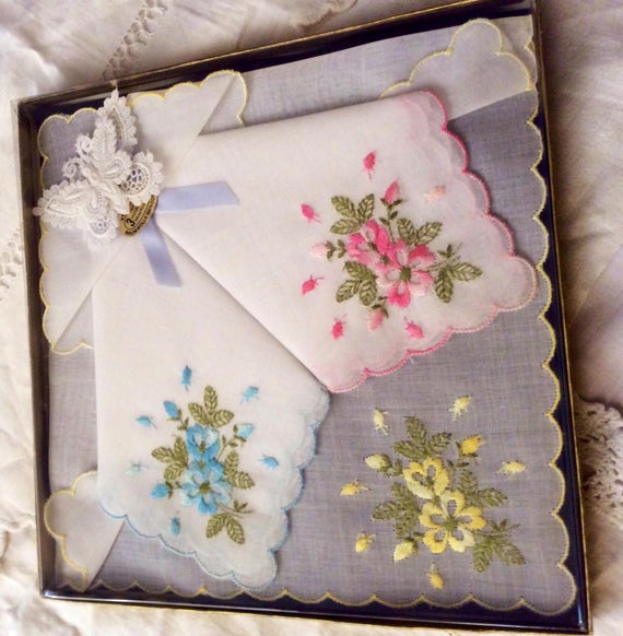 Vintage Handkerchief Set in Baby Blue, Pink, and … - image 1