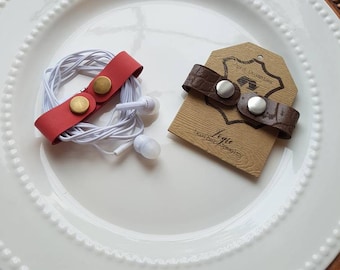 Leather Cable Organizer , Earphone Holder , Headphone Cord Holder cord , iphone cord wrap , earbud Holder , Small Handmade Gifts