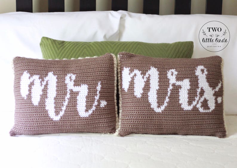 Crochet Pattern, crochet pillow pattern, crochet throw pillow, gift for couple, wedding gift, his and hers, MR. & MRS. PILLOW Set image 2