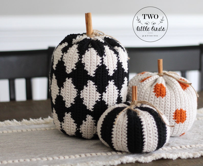 Crochet pumpkin pattern, crochet pumpkins, halloween crochet, fall crochet ideas, pumpkin crochet pattern, pdf download, KINSEY PUMPKIN SET image 6