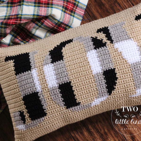 Christmas crochet pillow pattern, crochet pillow cover tutorial, buffalo plaid, buffalo check decor, intarsia crochet pattern, JOY PILLOW