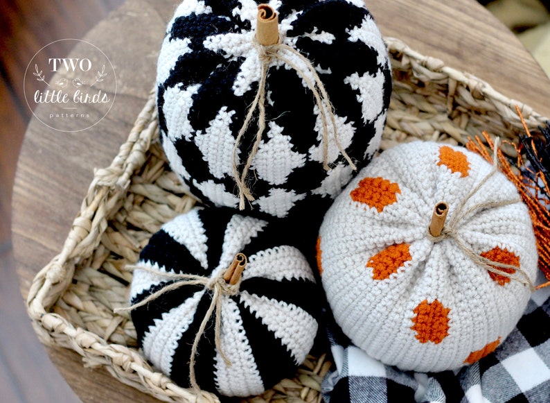 Crochet pumpkin pattern, crochet pumpkins, halloween crochet, fall crochet ideas, pumpkin crochet pattern, pdf download, KINSEY PUMPKIN SET image 4