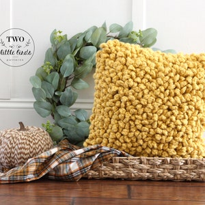 Crochet pillow pattern, easy crochet pillow tutorial, chunky pillow pattern, crochet home decor, easy crochet pattern, MARIGOLD PILLOW