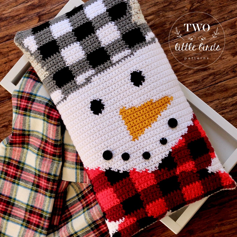 Crochet snowman pillow, crochet snowman pattern, Christmas crochet, crochet pattern, winter crochet home decor, The CHILLY SNOWMAN Pillow image 2