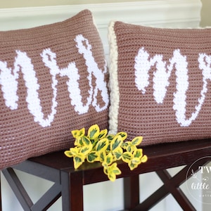 Crochet Pattern, crochet pillow pattern, crochet throw pillow, gift for couple, wedding gift, his and hers, MR. & MRS. PILLOW Set image 1