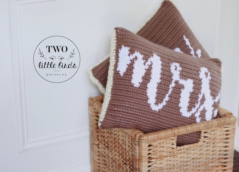Gehaakt kussenpatroon meneer en mevrouw, tutorial gehaakt sierkussen, haakpatroon bruiloft, cadeau voor pasgetrouwden, MR. & MRS. KUSSENset afbeelding 5