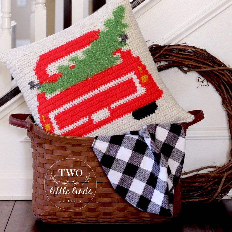 Crochet Christmas pillow pattern, farmhouse Christmas tree truck pillow cover, crochet pattern, crochet holiday decor, The EVERGREEN Pillow image 3