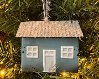 Metal House Ornament, One Metal Mini House, Christmas Tiered Tray Home, Primitive Rustic Decor, Farmhouse, Shabby Chic, Country Decor, Gift