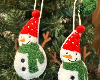 Country Snowmen Hanging Ornaments