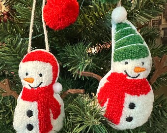 Christmas Snowmen Rustic Ornament