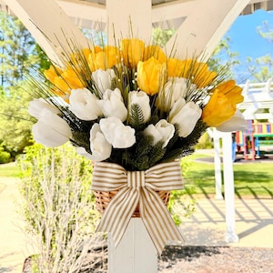 Spring Basket for Front Door, Farmhouse Tulip Wreath, Double Door Floral Wreath, Home Wall Decor, Spring Wreath, Trending Summer Wreath,