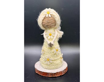 Sunflower Handmade Doll, Angel Christmas Ornament, White Christmas Angel, X-Mas Yarn Doll, Faceless Angel, Doll for Mantle, Church Gift