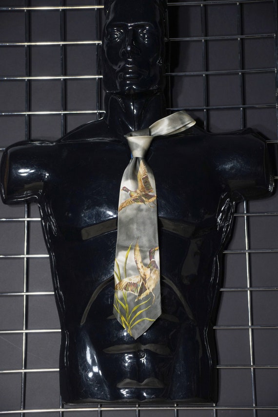 Vintage 1940's "Hunters Delight" Tie - image 2