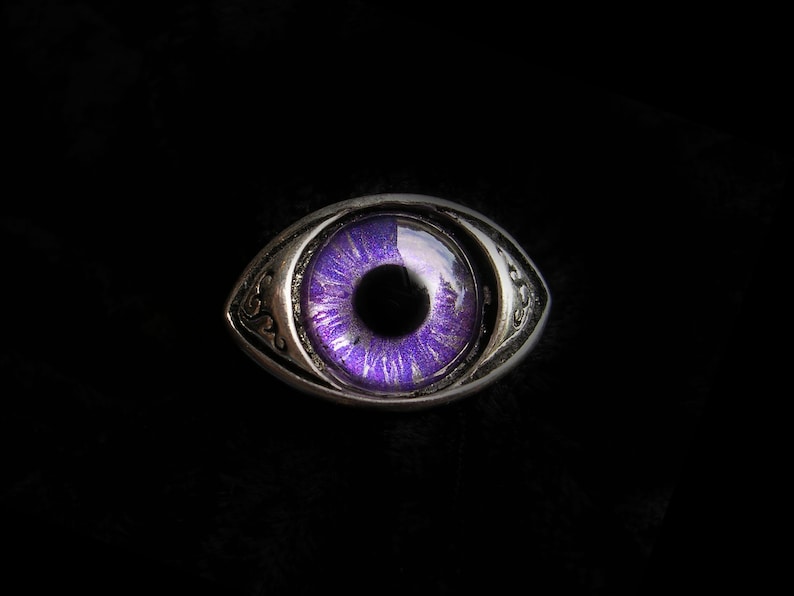 Color Shift Gothic Steampunk Fantasy Dragon Eye Silver Swirl Ring Purple Violet Lavender Ghost Dramatic Glow in the dark