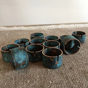 20 porta tarjetas de cobre patinado, porta etiquetas de nombre de tubo de cobre, decoración rústica de mesa de boda, decoración de boda con tarjeta de cobre