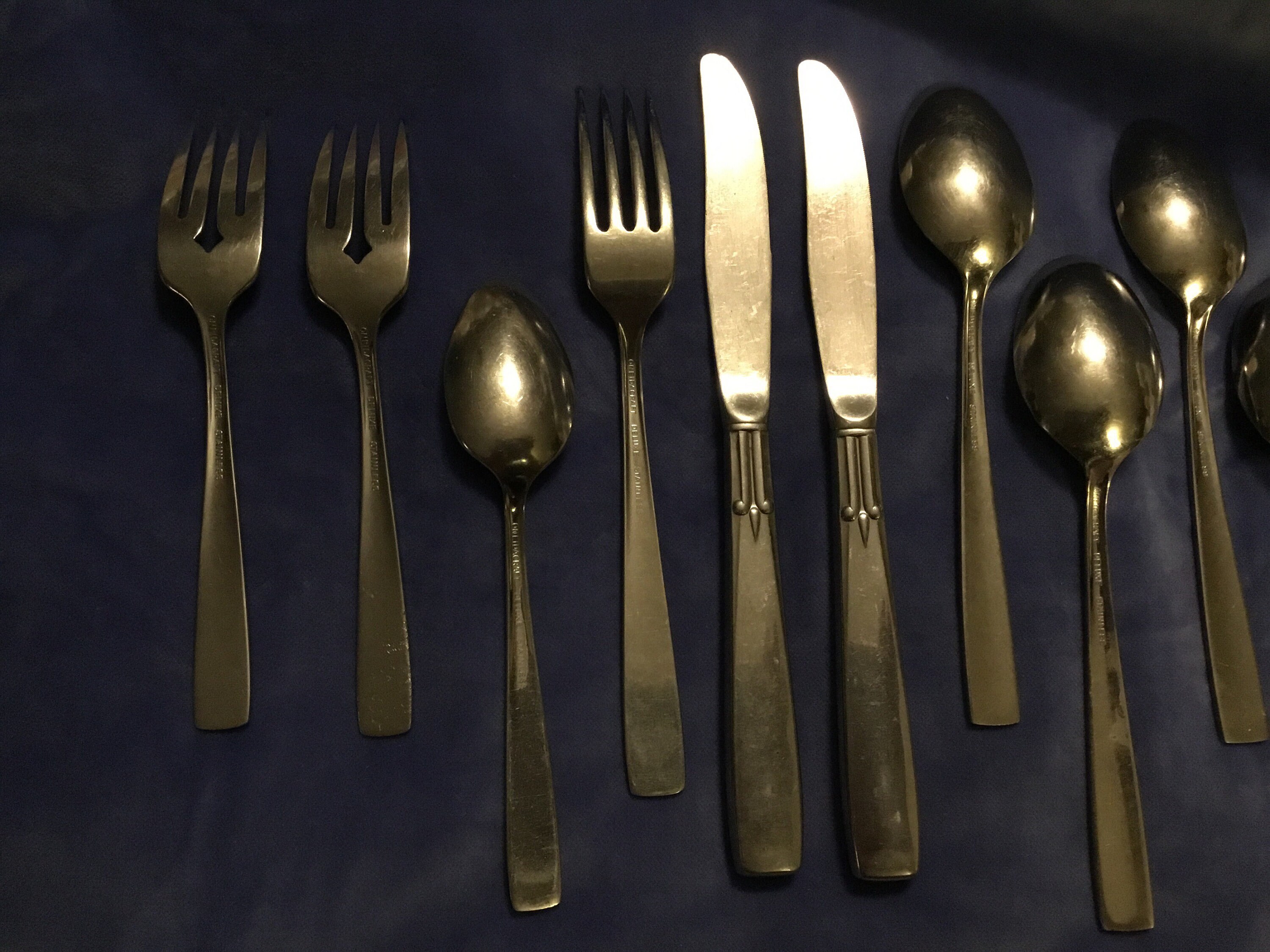 Oneida Silver Company Deluxe Flatware Discontinued Art Deco Etsy