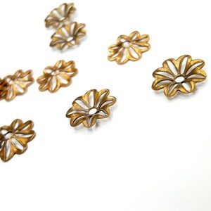 12 Pieces Floral Findings, Struck Raw Brass, Vintage, 16mm diameter 2mm thick image 1