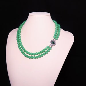 Vintage Genuine Natural Translucent Apple Green Jadeite Jade Two Strand Beaded Necklace Sterling Clasp zdjęcie 4