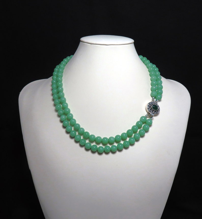 Vintage Genuine Natural Translucent Apple Green Jadeite Jade Two Strand Beaded Necklace Sterling Clasp zdjęcie 1