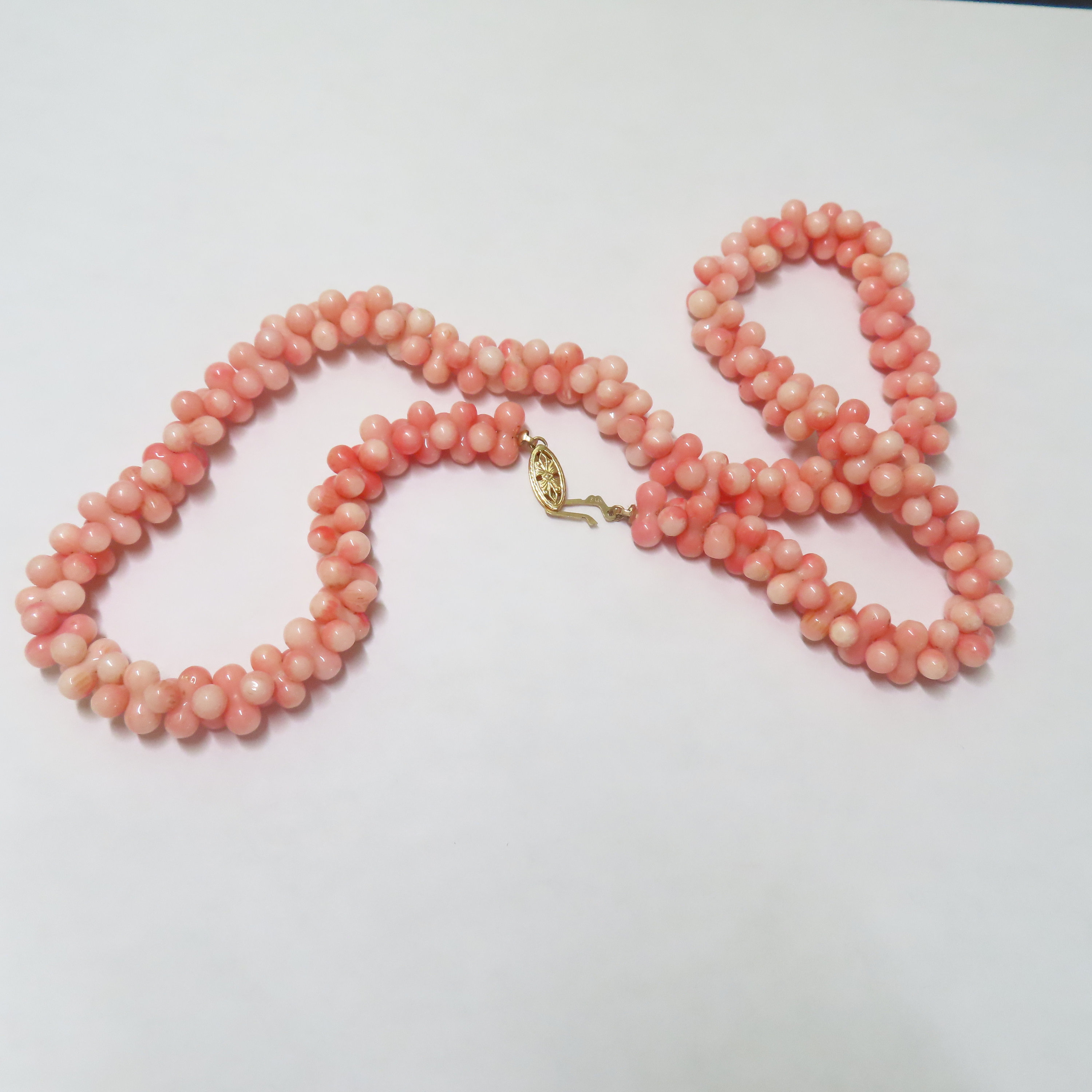 Collier Vintage Années 60 En Corail Rose & Or 18K - Longueur 46 Cm - Pièce Unique !