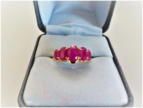 2.96 Cwt. Raspberry Red Ruby 14 Karat Yellow Gold… - image 4