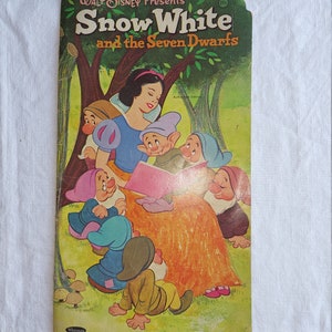 Shape Book , Snow White and the Seven Dwarfs