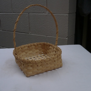 Square Bottom Splint Basket with Handle