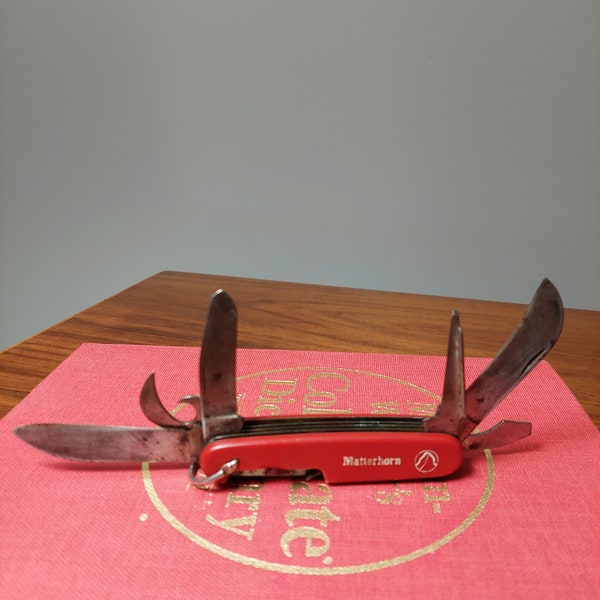 Vintage Imperial Matterhorn Hawkbill Pocket Knife