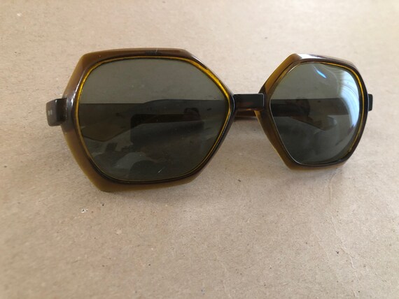 Vintage Polaroid Sunglasses