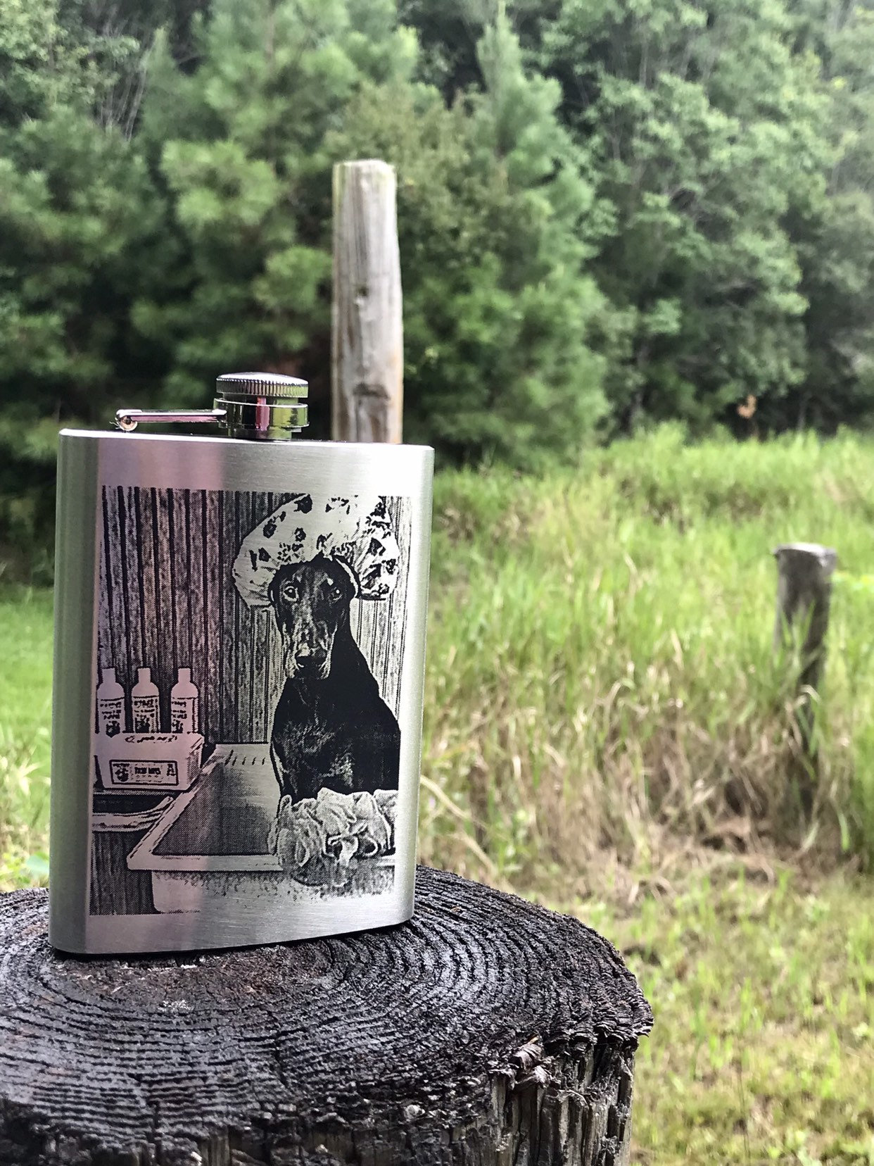 Art & Collectibles Memorabilia Custom Engraved Venom Artwork on Matte Black 8oz Premium